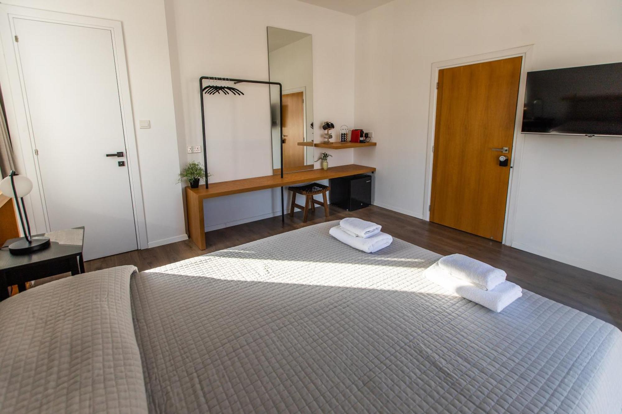 Rooms - Unique Staying In Paphos Centre ห้อง รูปภาพ