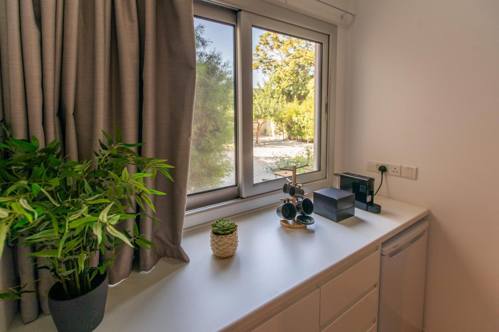 Rooms - Unique Staying In Paphos Centre ห้อง รูปภาพ